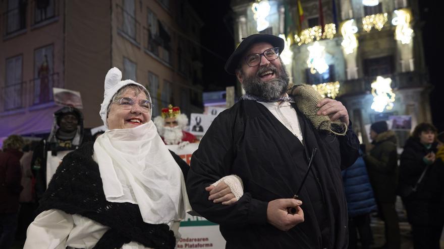 Más carbón para el Arzobispado “hasta que devuelva lo robado”