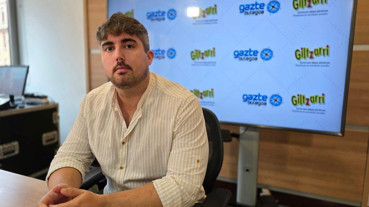 Jonathan Martin Barakaldoko Gazteria zinegotzia. Jonathan Martin Barakaldoko Gazteria zinegotzia.