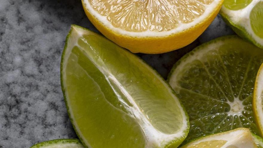Mito o realidad: ¿El agua con limón en ayunas sirve para algo?