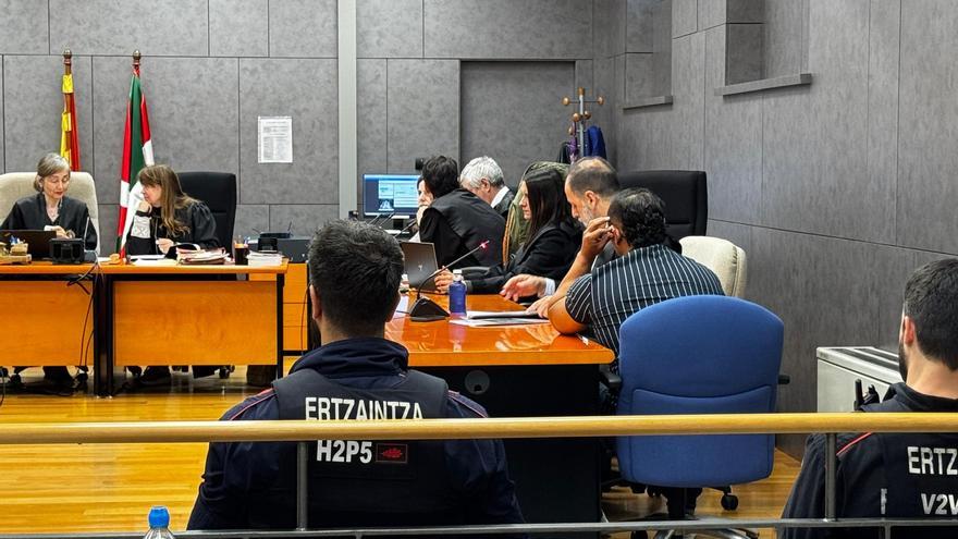 Las acusaciones mantienen las peticiones de hasta 30 años de condena para el ‘asesino de las citas’