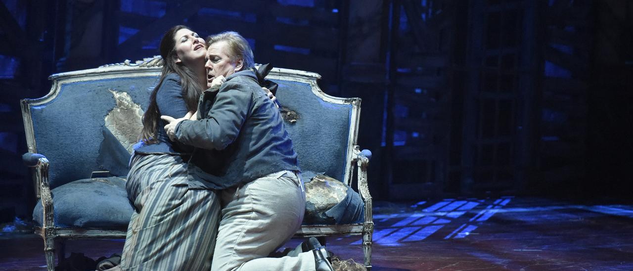 La ópera entra en la cartelera teatral