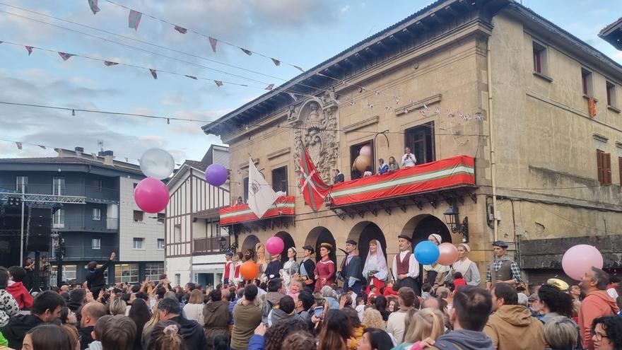 El alcalde de Urnieta y su familia, insultados en un concierto de sanmieles