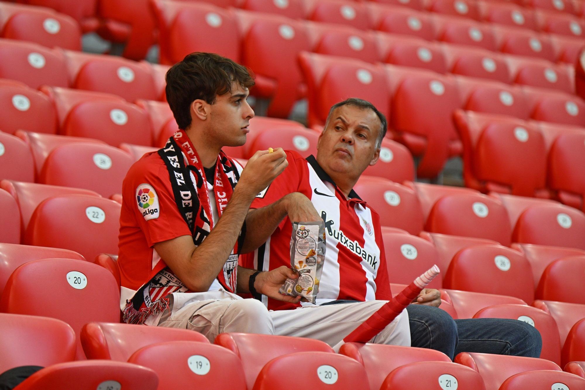 En imágenes: ¿Has estado en San Mamés viendo el Athletic-Arsenal? Búscate en nuestra galería