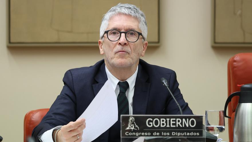 Marlaska anuncia la revisión del protocolo de acoso sexual de la Policía tras el caso del exDAO