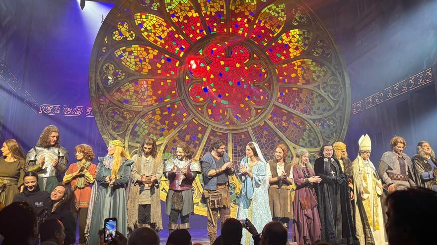 El musical &#039;Los pilares de la Tierra&#039; desembarca en el Palacio Euskalduna en siete trailers