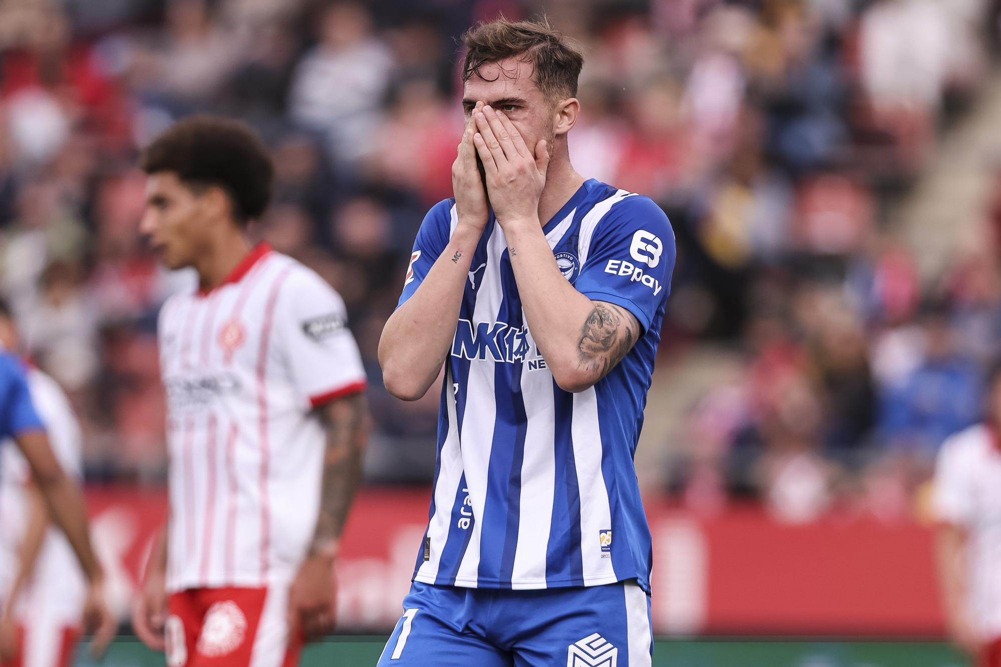 En imágenes: Todas las fotos del Girona FC - Alavés en el estadio Montilivi