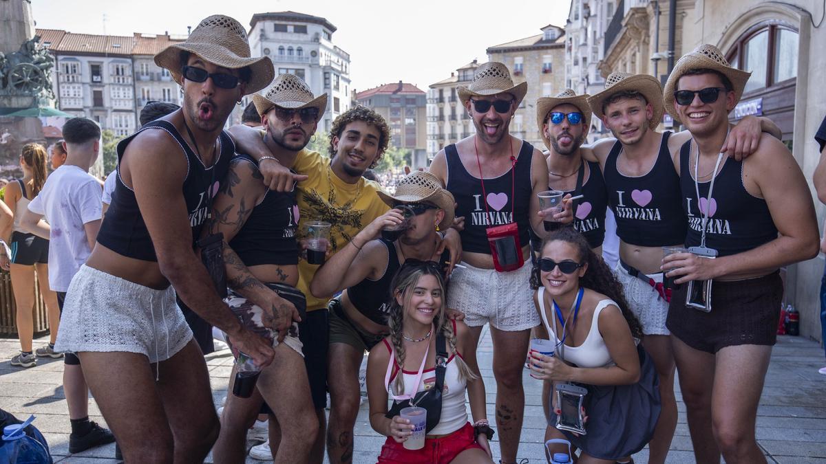 Carlos, Amer, Sebastián, Jon, Ibai, Imanol o Tom, listos para el arranque festivo