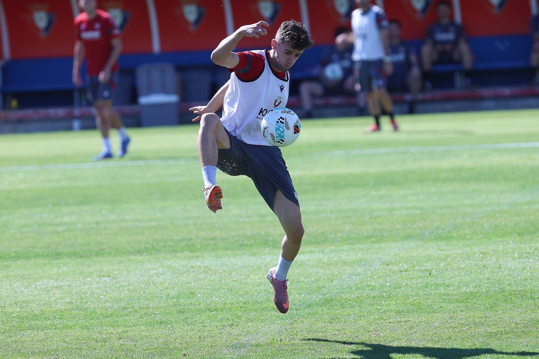 Fotos del entrenamiento de Osasuna (03/09/2025)