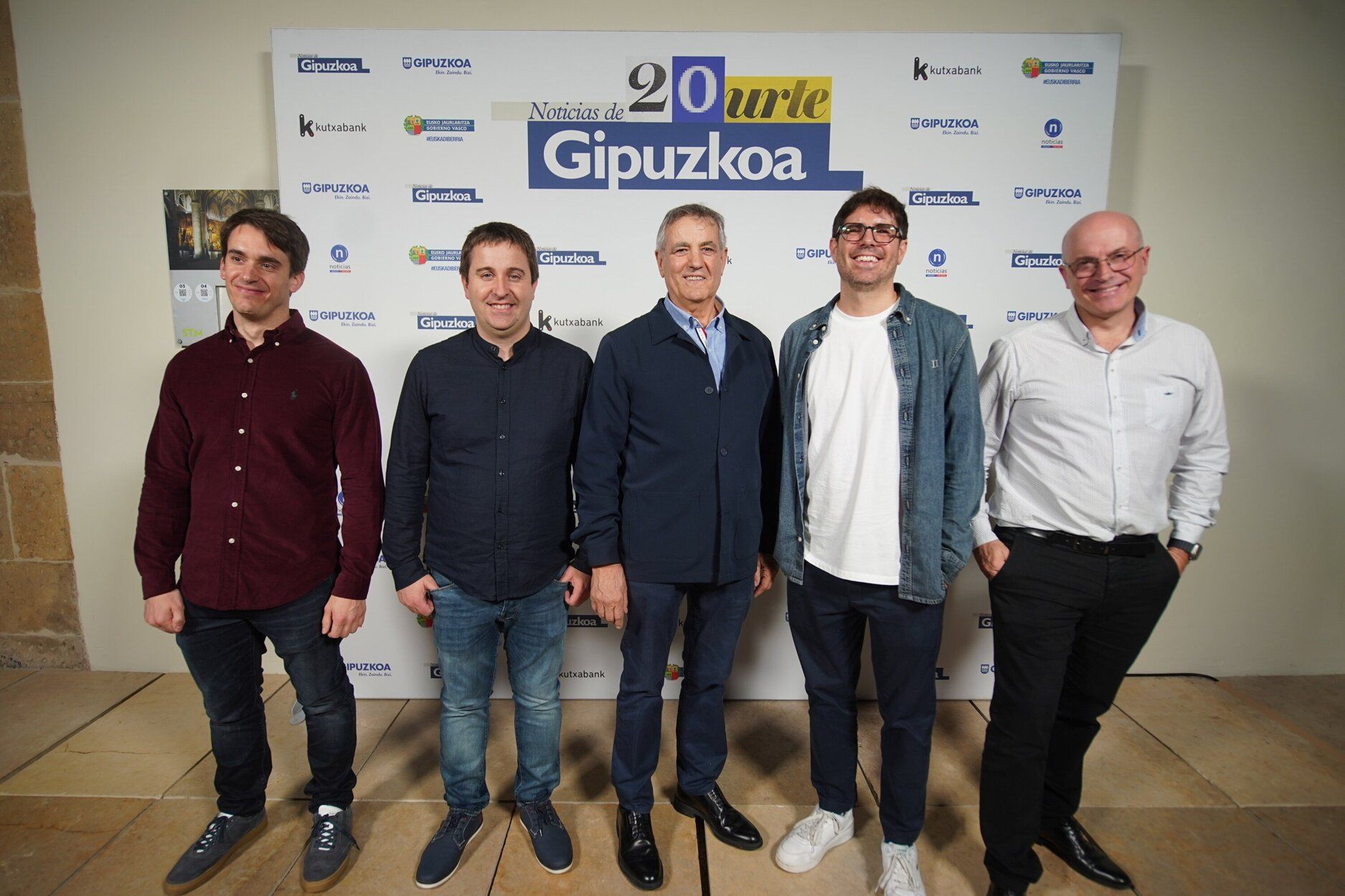 Equipo de Iparragirre Eraikuntza, con el CEO, Patxi Albisu, y el presidente Pedro Iparragirre