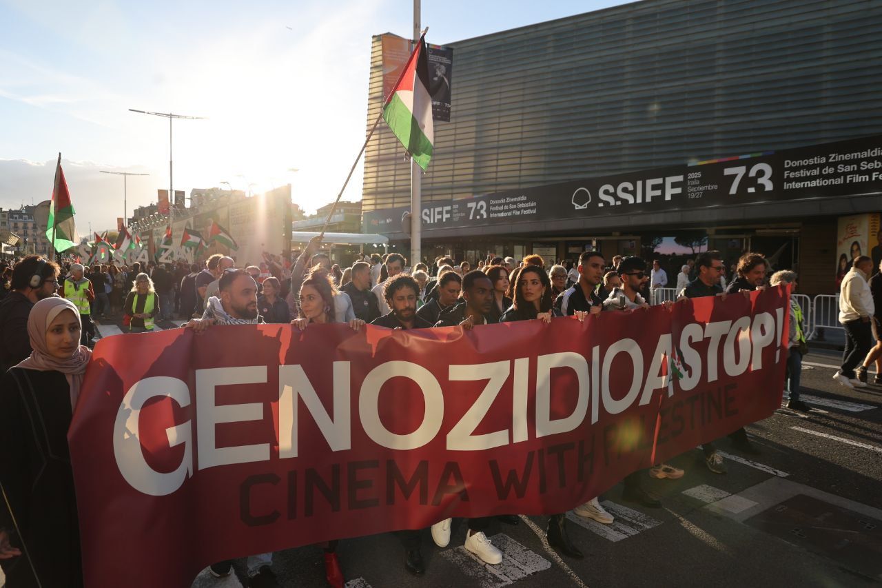La solidaridad con Palestina llena las calles de Donostia