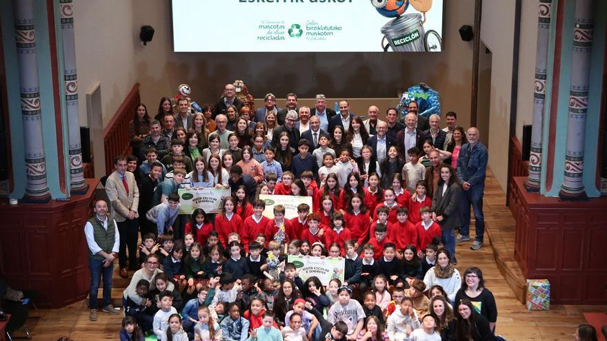 Fotos de la entrega de premios del concurso Reciclón 2026