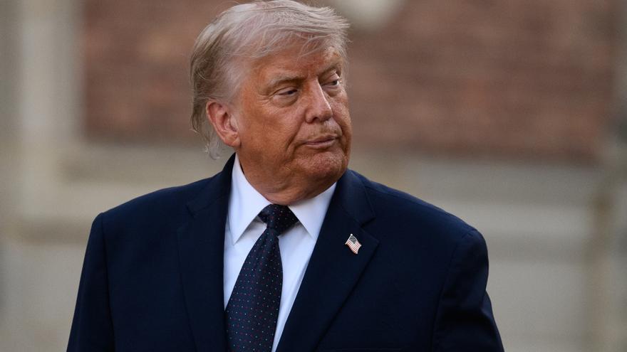 Trump amenaza con romper "de inmediato" el diálogo con Irán si impone peajes en el estrecho de Ormuz
