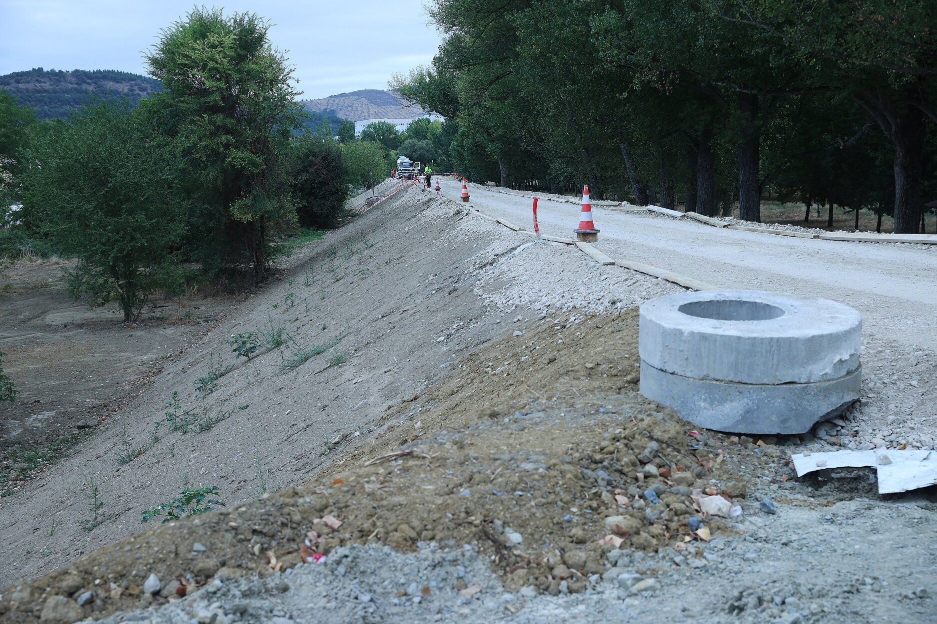 Fotos de la visita a las obras del parque de la Nopalera de Burlada