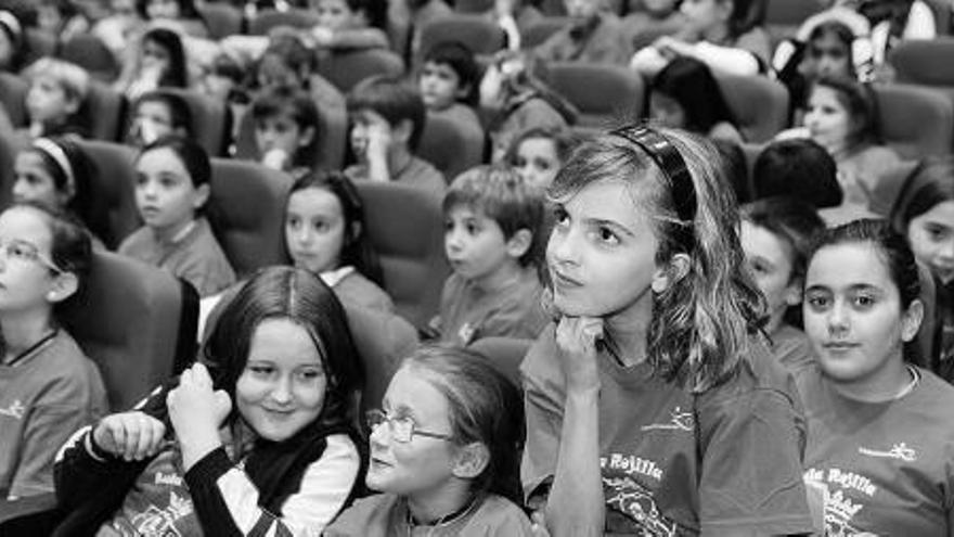Maristas celebra el primer &#039;Aula rojilla&#039;