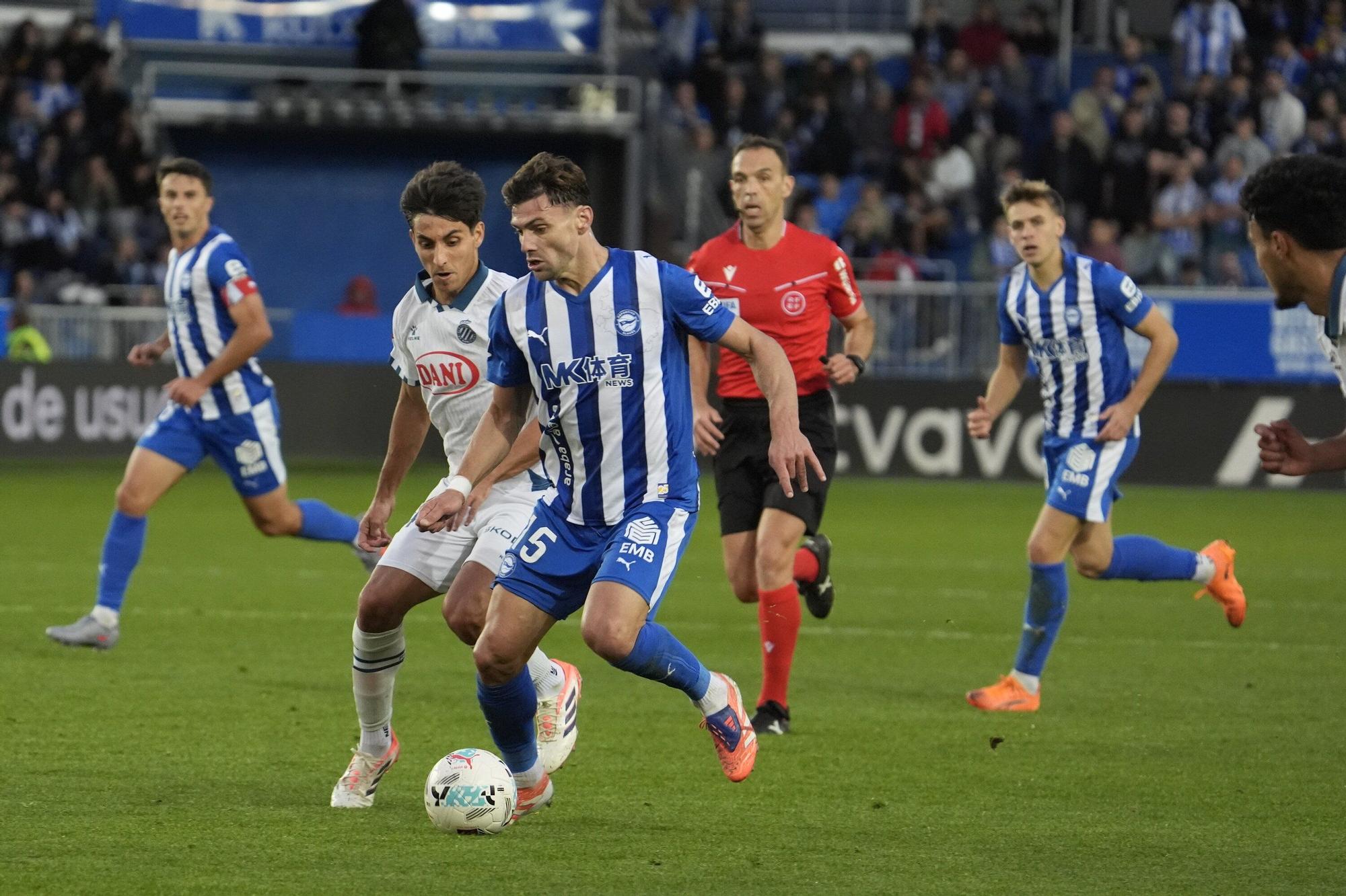 En imágenes: Todas las fotos del Alavés-Espanyol en Mendizorroza (2-1)