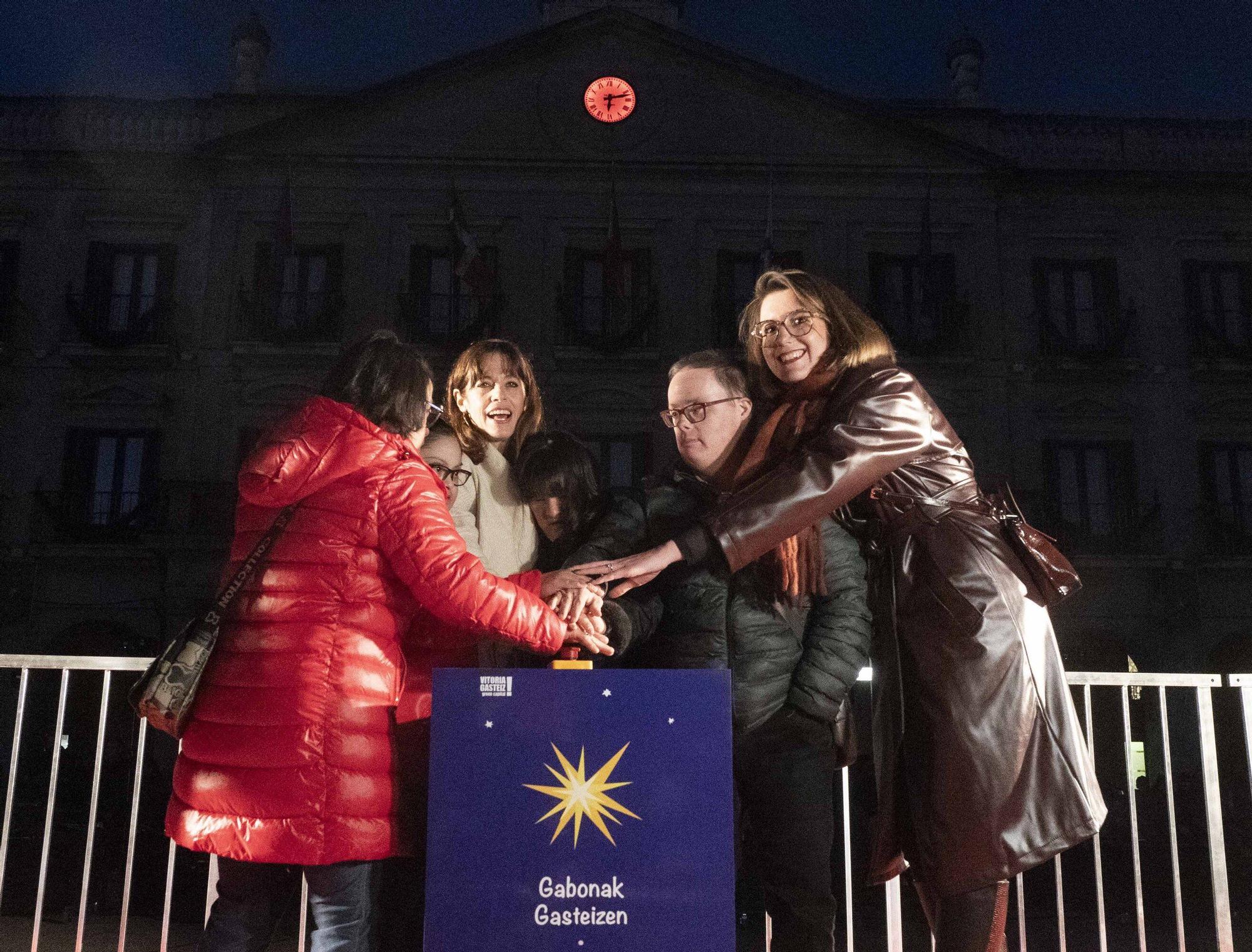 En imágenes:  Vitoria enciende su Navidad