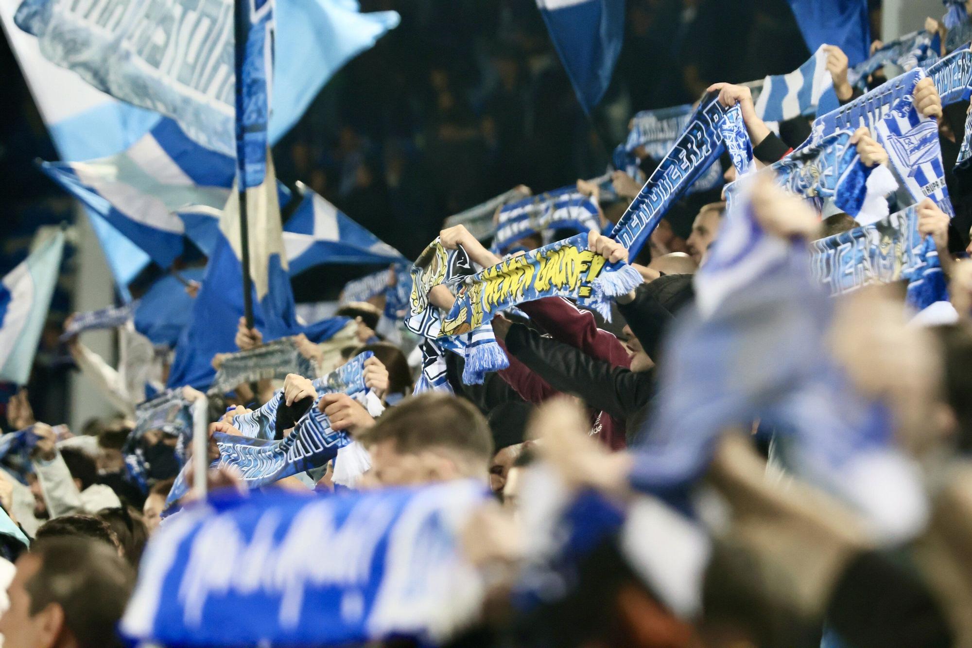Todas las fotos del Alavés-Valencia en Mendizorroza