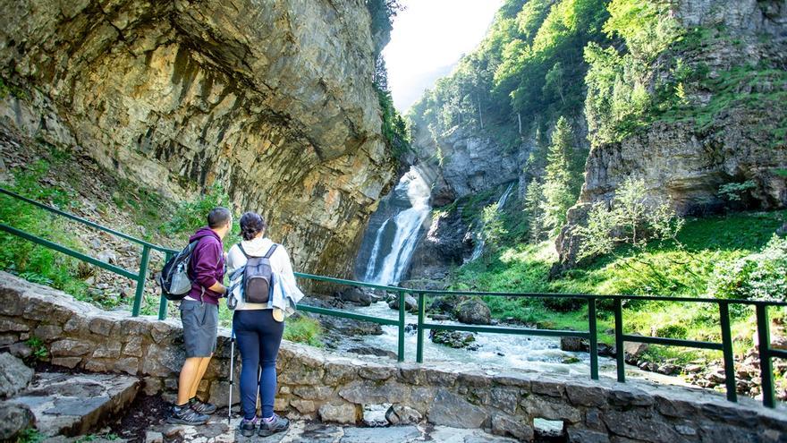 Descubre Aragón como nunca lo habías vivido: colores, sensaciones y experiencias en Navartur