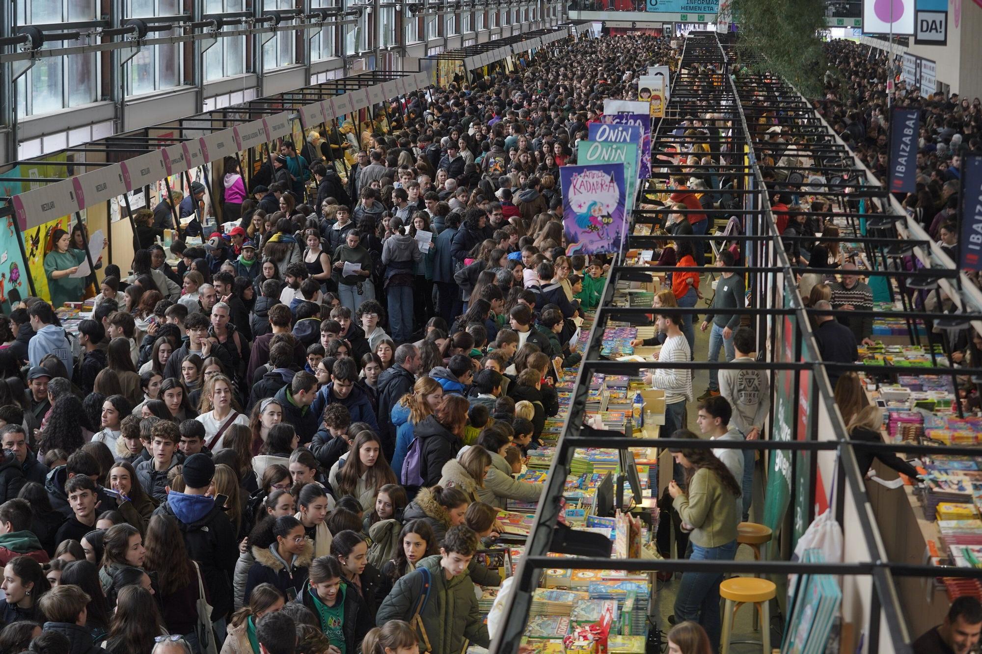 Durangoko Azoka: abre la cita cultural más importante con el Ikasle Eguna