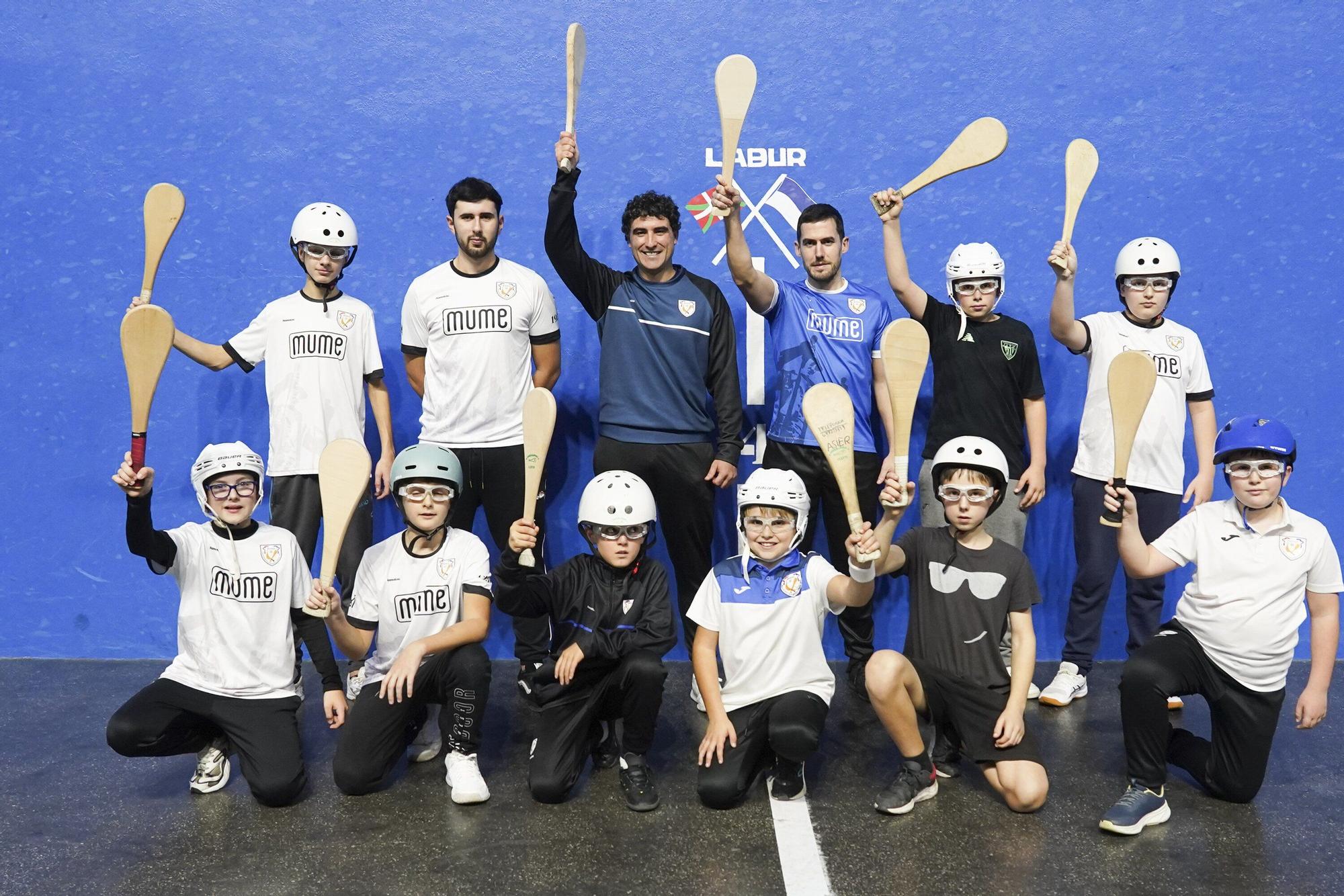 Los mungiarras Iker Goirizelaia y Ander Landeta defenderán diferentes banderas en la modalidad de paleta cuero en la Liga de Naciones.