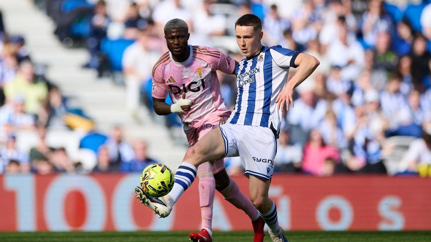 Tribuna txuri-urdin: "Empate táctico de base"