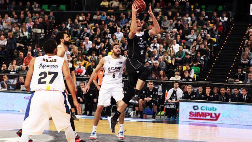 El pívot griego se ha convertido en imprescindible para el Bilbao Basket
