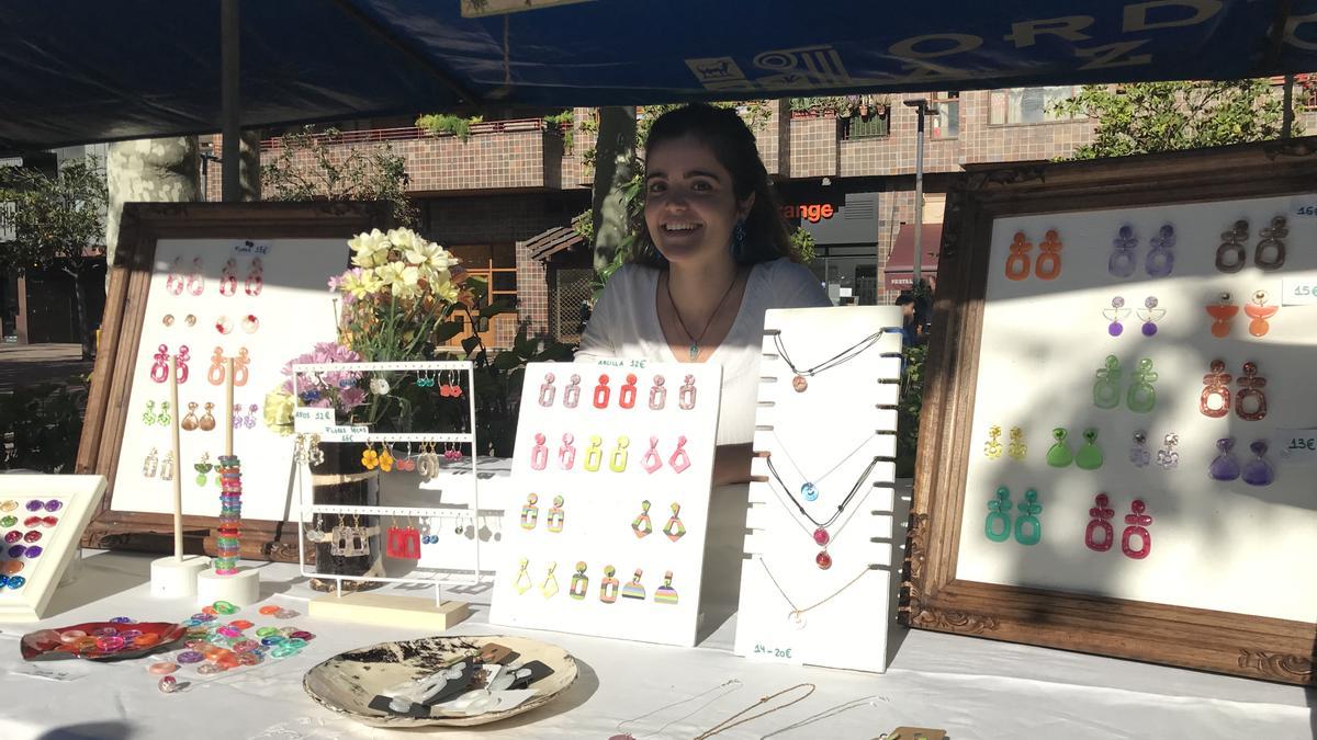 Un puesto de una feria celebrada en Beasain.