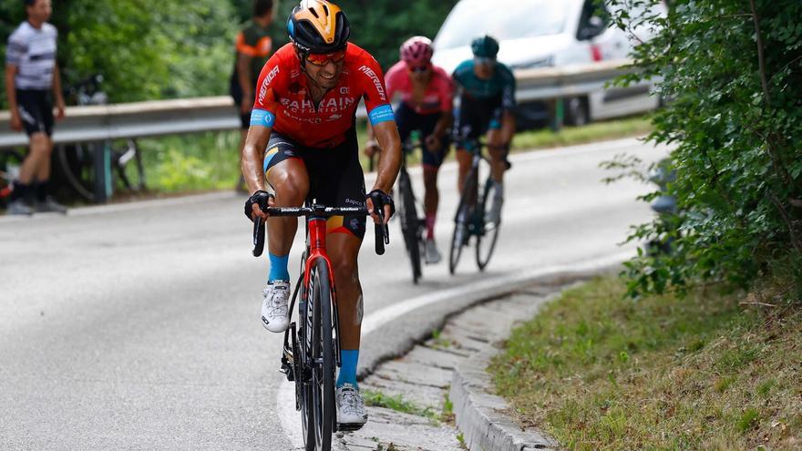 El Giro de Italia, sin ciclistas vascos en 2024: la primera vez desde 1997