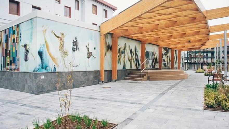 La exposición &#039;Gure herriko señorak&#039;, en Astigarraga