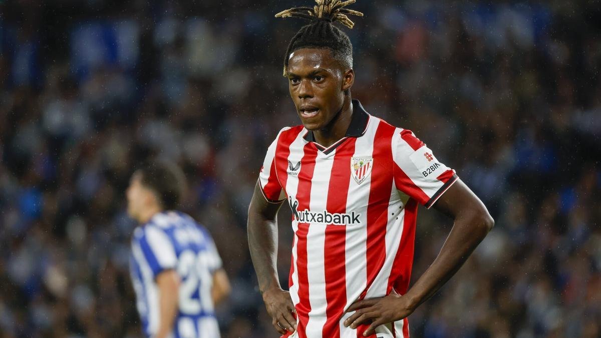 Nico Williams, además de futbolista, es todo un exponente de estilo urbano.