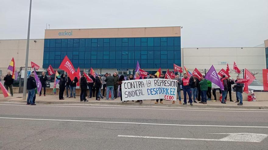 CCOO denuncia que el Grupo Exkal de Marcilla despide a una delegada sindical por defender los derechos de la plantilla