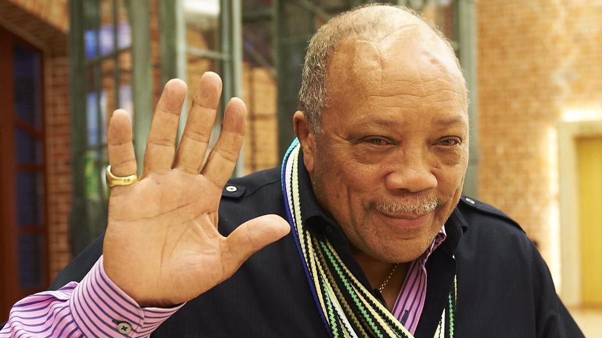 Quincy Jones (91), músico y productor estadounidense.