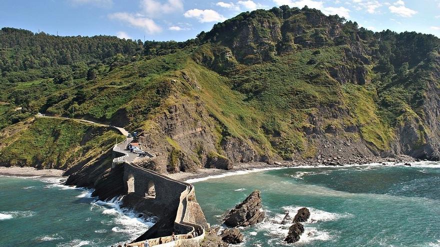 El tesoro rojo de Bizkaia que esconde millones de años de historia