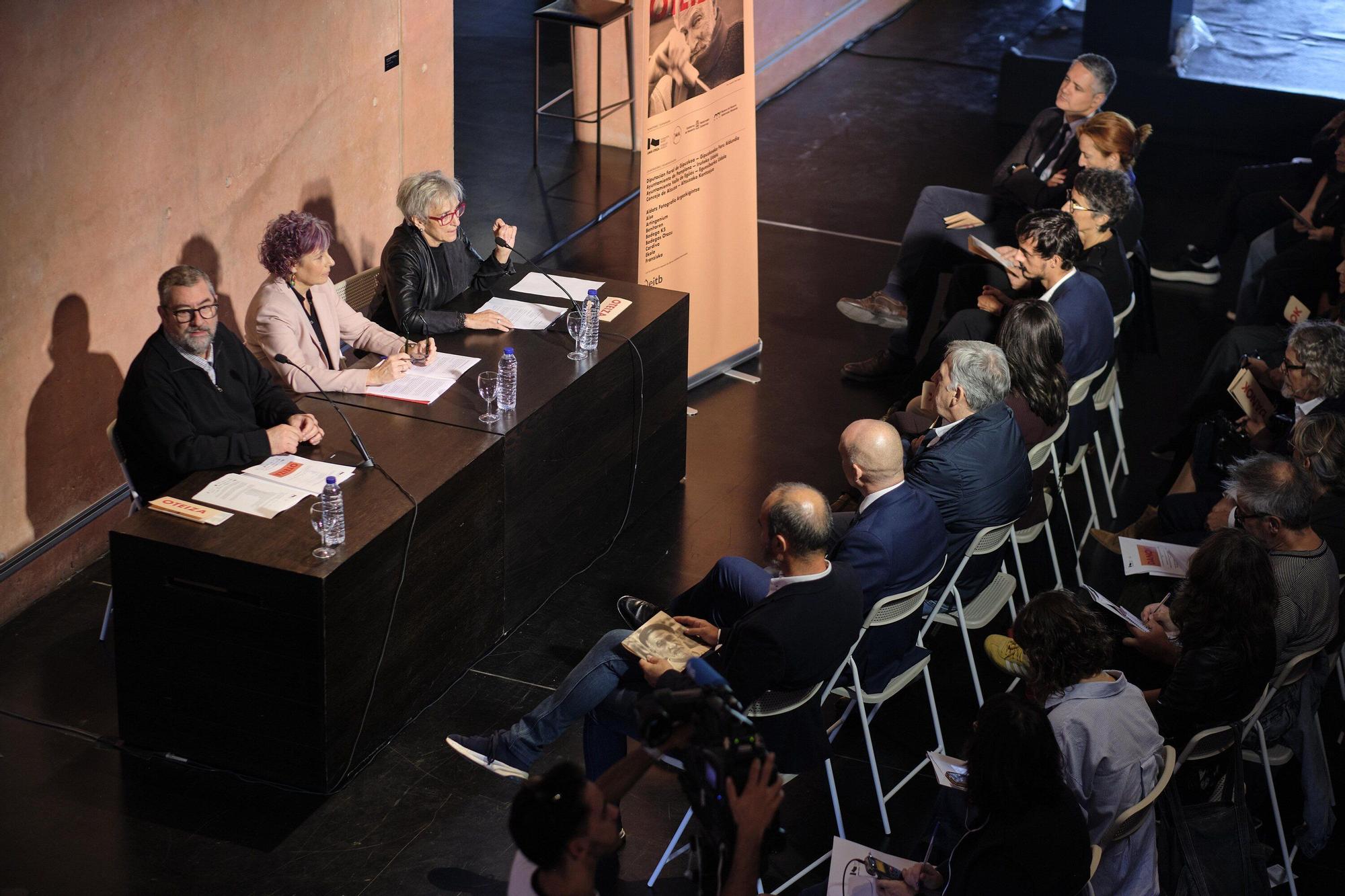 Acto de presentación de la comunidad Danok Oteiza