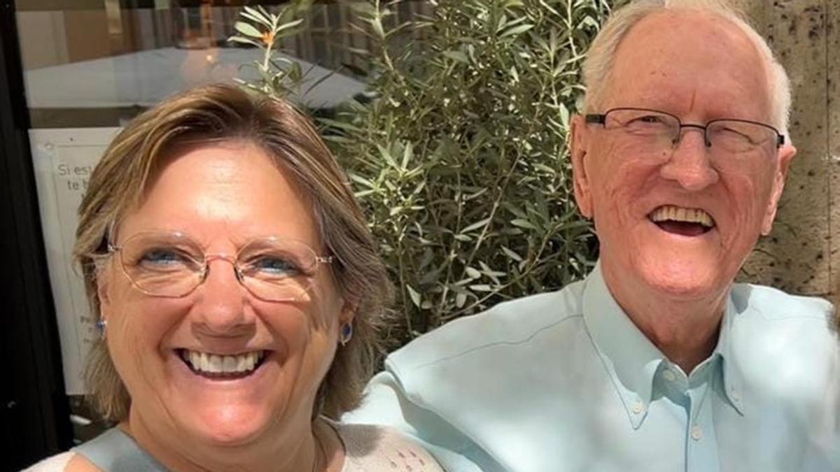 Mª Jesús Martínez y Jesús Mª Martínez, encargados de lanzar el chupinazo de Lodosa.