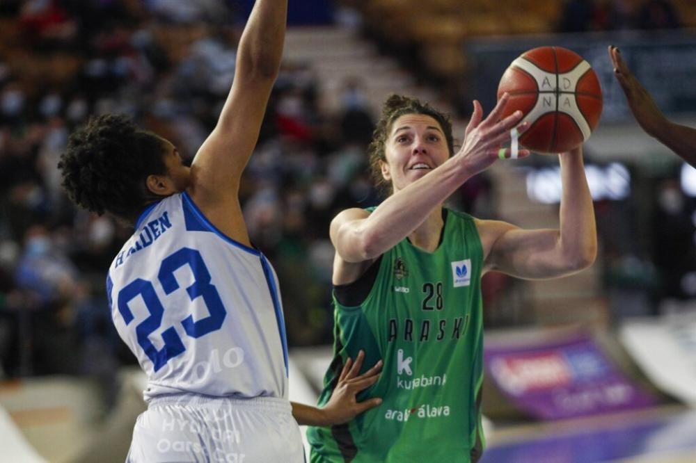 Liga Femenina: Araski-Ibaeta