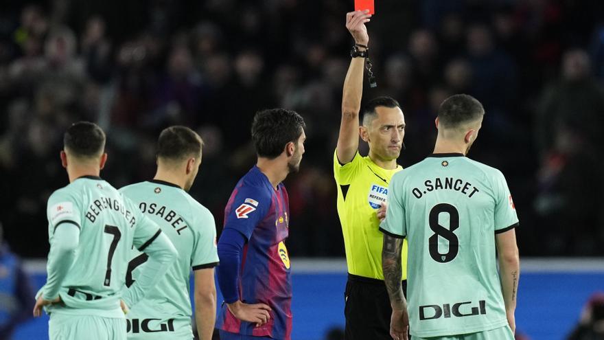 Sancet vuelve a perder los papeles