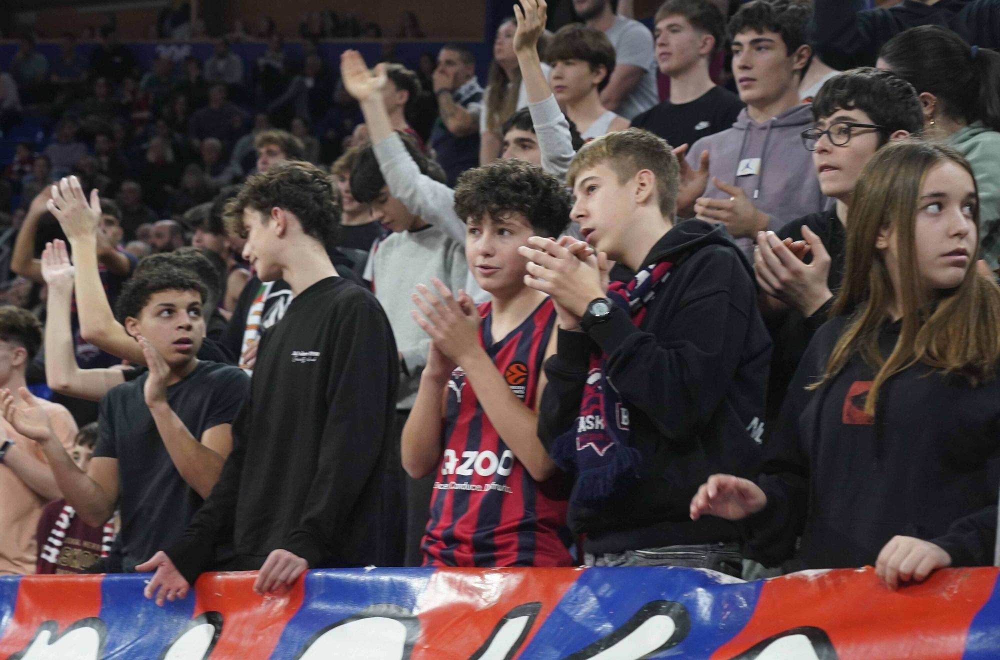 ¡Búscate en las fotos del Baskonia - Valencia!