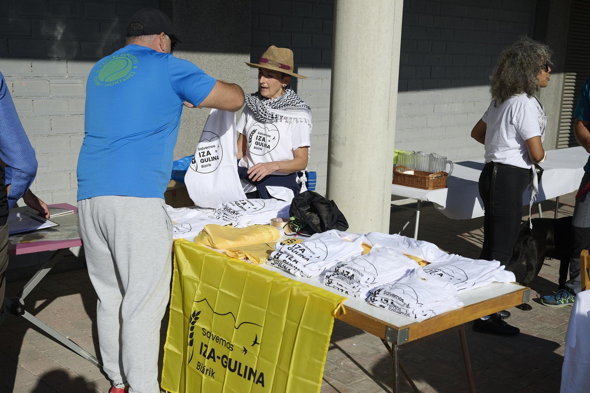 III salida montañera de 'Salvemos Iza-Gulina Bizirik'