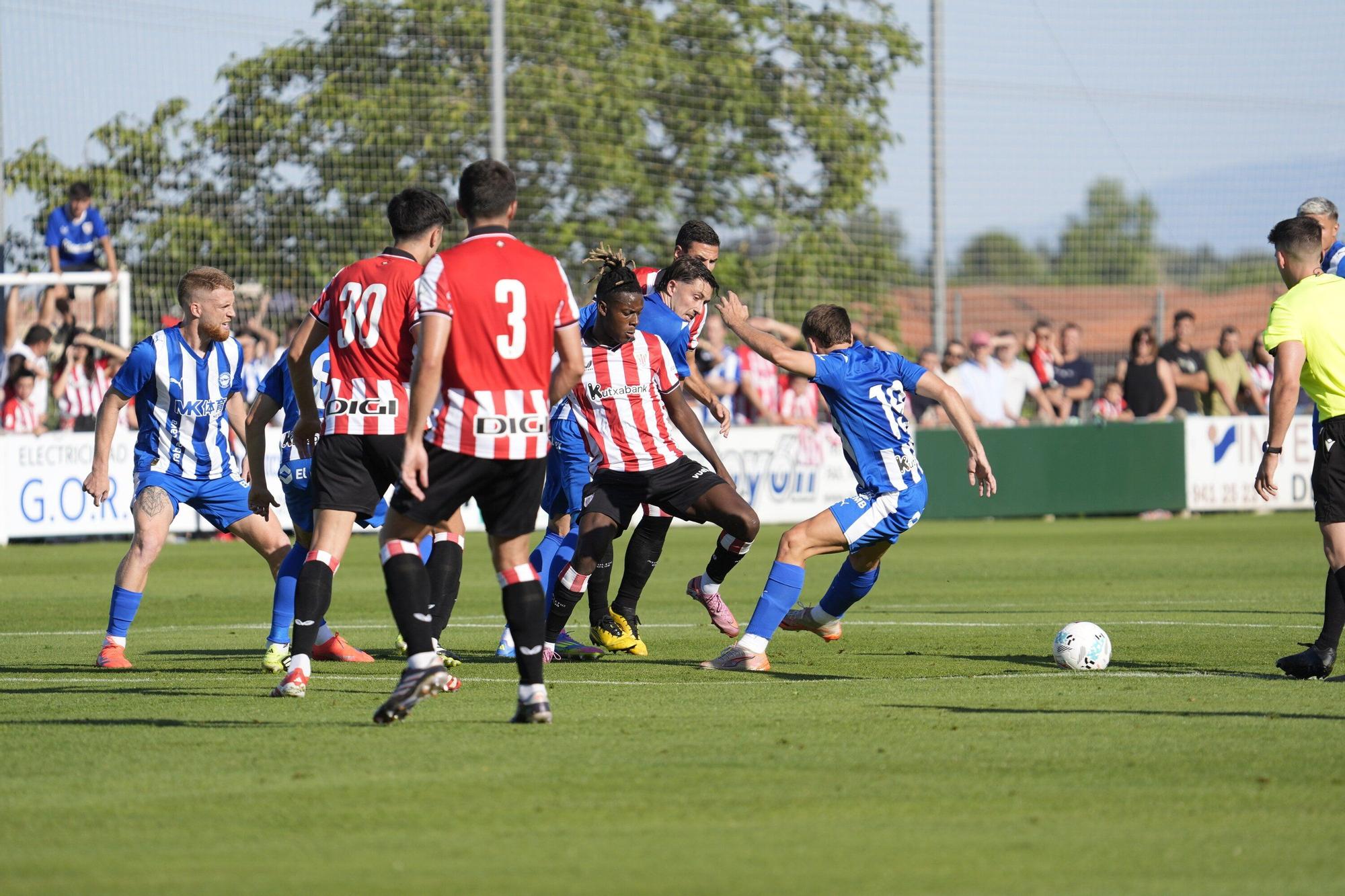 En imágenes: Ilusionante estreno del Alavés en Laguardia (1-0)