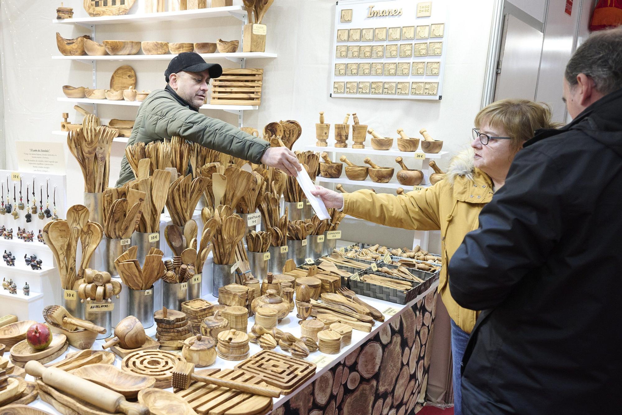 Fotos de la feria de Navidad en la Plaza de Toros