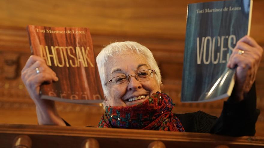 Toti Martínez de Lezea: &quot;Me gusta mucho más escribir relatos cortos que novelas largas&quot;