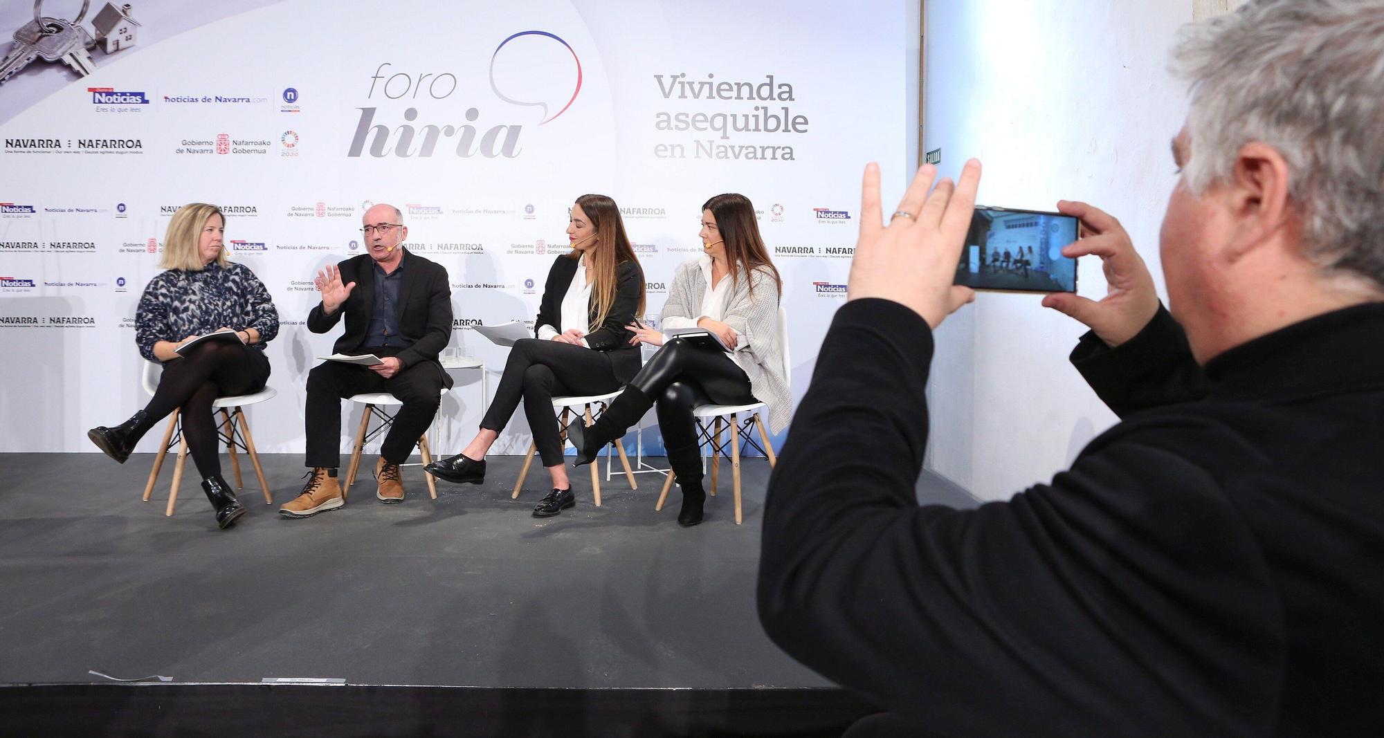 Fotos del Foro Hiria 'Vivienda asequible'