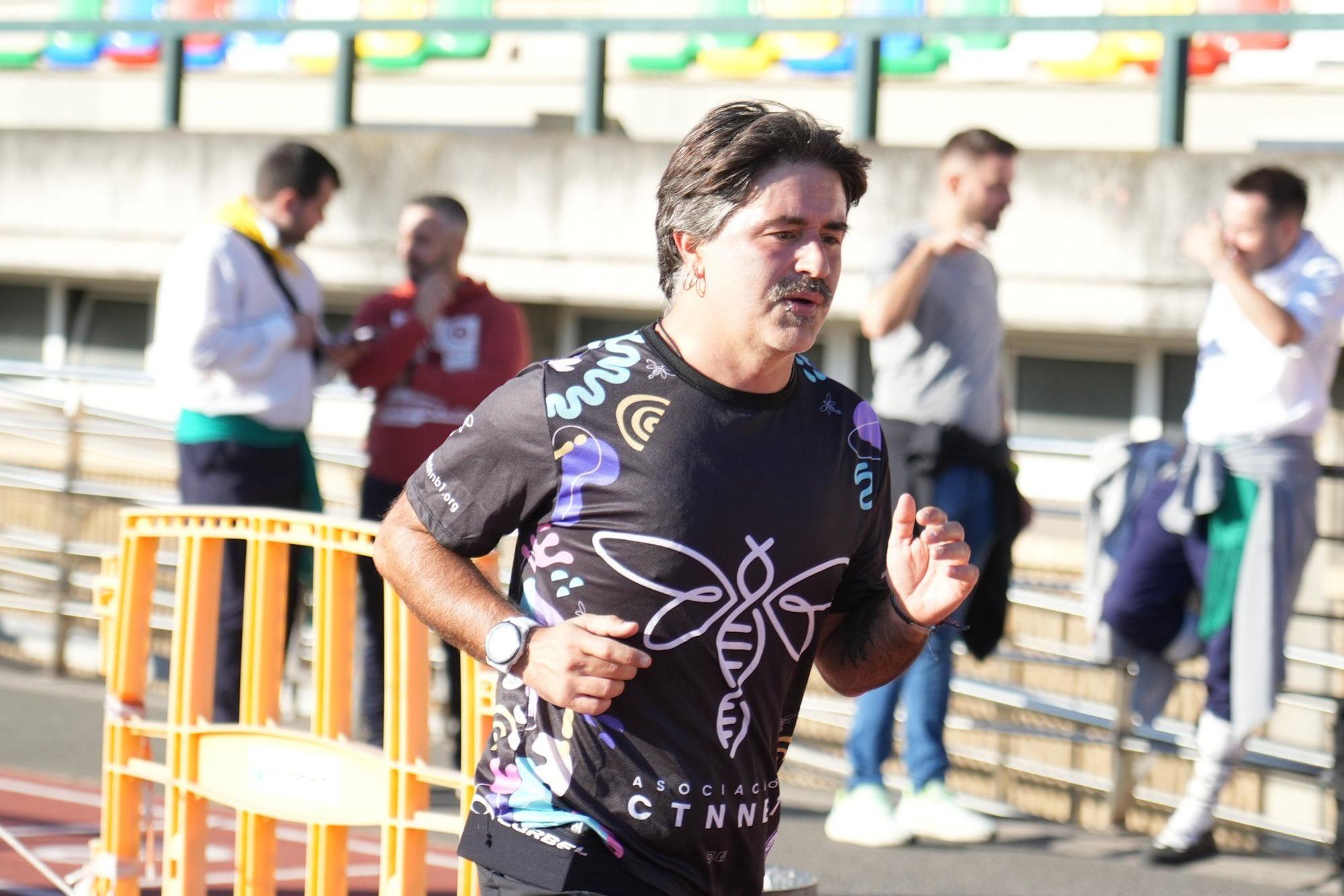 Basauri arropa a Yeray González en la final de su reto '12 maratones en 12 meses' por la asociación CNTTB1