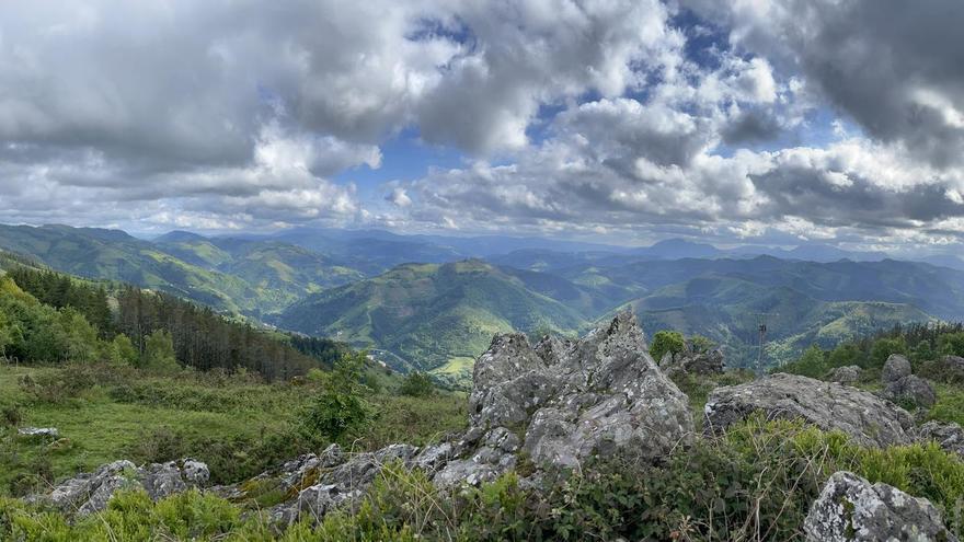 Karakate: ruta circular desde Elgoibar entre historia, monte y buenas vistas