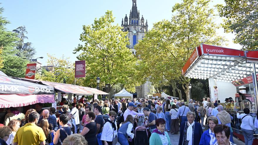 La romería de Begoña &quot;rompe récords&quot; con más de 90.000 asistentes en Bilbao