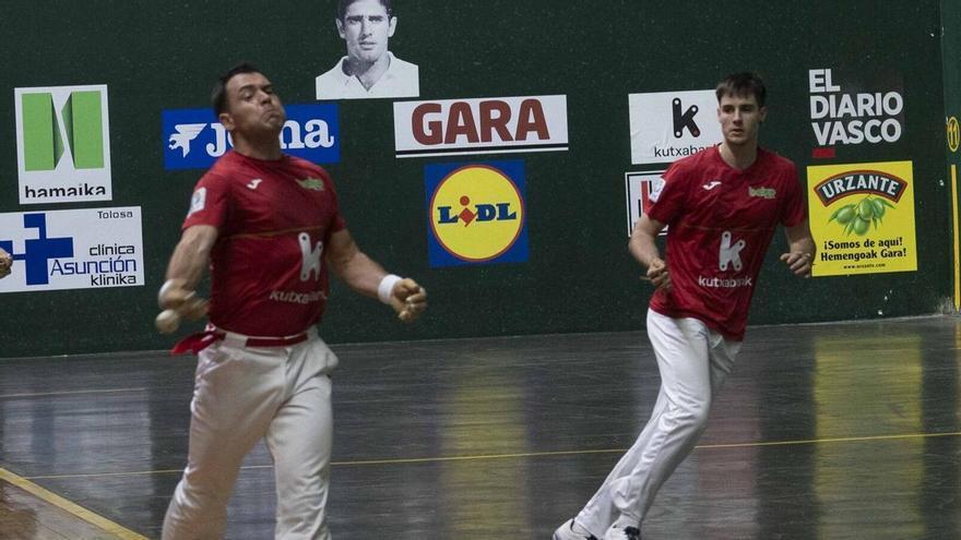 El dominio de Iztueta catapulta a Jaka en el Parejas