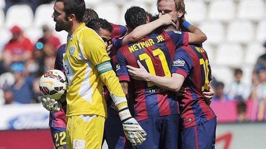 El Barcelona se pasea en El Arcángel y manda al Córdoba a Segunda