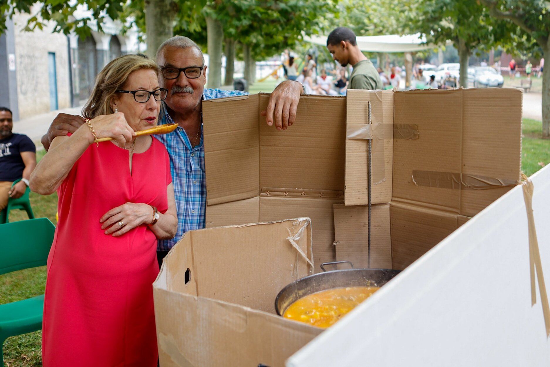 Fotos de la paellada de Mendillorri y de los calderetes de Berriozar este domingo