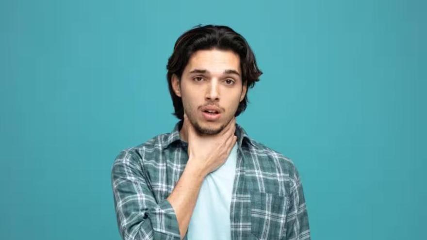 Diez sencillos trucos para recuperar la voz si estás afónico